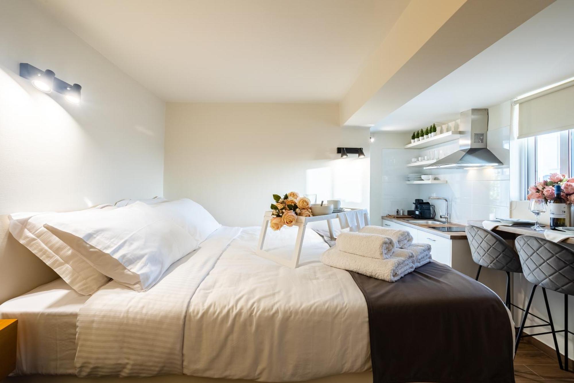 קלמאטה Villy'S Comfort Zone Apartments מראה חיצוני תמונה